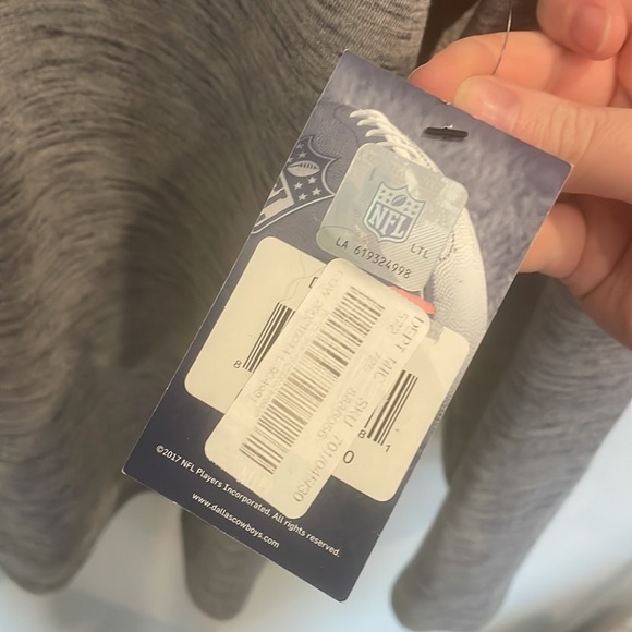 ⭐️ Dallas Cowboys ⭐️ Large Mens Grey Pullover Long Sleeve Hoodie - NWT! - Picture 5 of 5